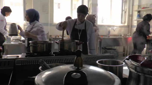 MasterChef'i aratmayan yarışma: Liseli şefler hünerlerini sergiledi
