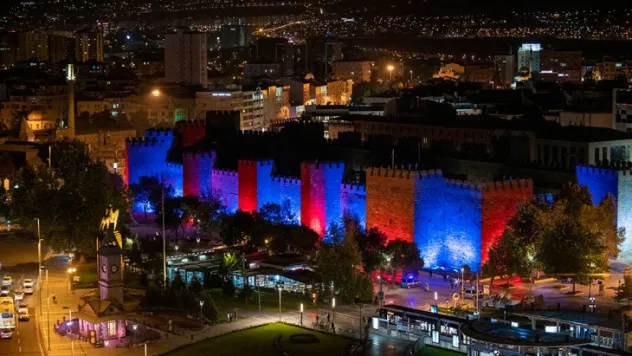 Medeniyetler şehri Kayseri'nin incisi: Kayseri Kalesi