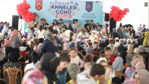 Melikgazi Belediyesi, Anneler Günü Şenliği ile gönüllere dokundu