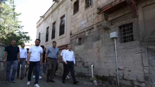 O mahalle sağlıklı sokaklara kavuşuyor