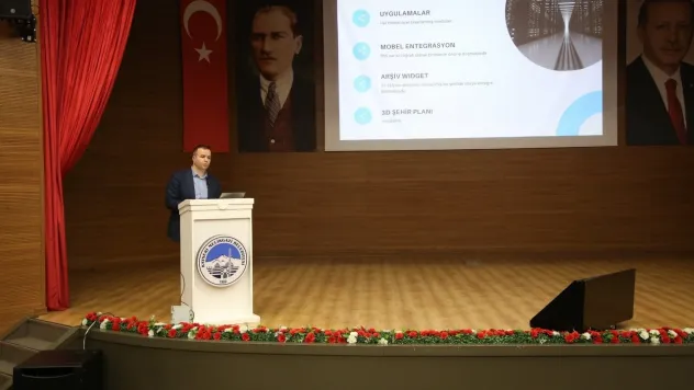 Melikgazi Belediyesi kendi yazılımlarıyla geleceğe yatırım yapıyor