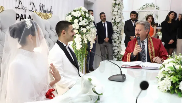 Melikgazi'de 2025 Yılında 4000 Çift Dünya Evine Girdi