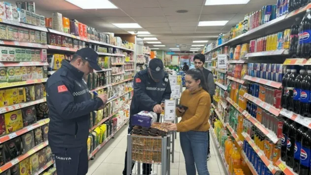 Ramazan ayı öncesi marketlerde fiyat ve etiket denetimi yapıldı
