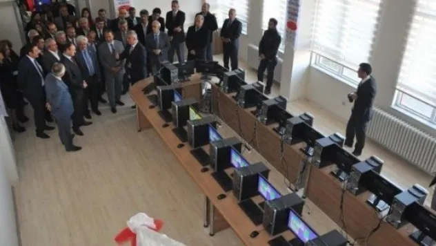 Mesleki Eğitimciler  İnovasyon Geliştirme Merkezi Açıldı 