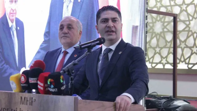 MHP'li Özdemir: 17-0 ile Kayseri'yi şahlandırın'
