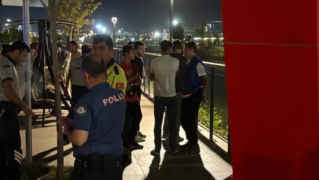Millet Bahçesi'nde tren kazası: 2 kişi yaralandı