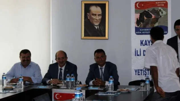 Milletvekili Tekden ziyaretlerine devam ediyor