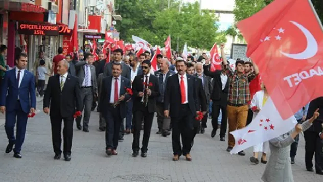 Milli İttifak'tan sevgi yürüyüşü