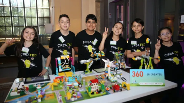 Minik bilim kahramanları yenilikçi projelerini AGÜ'de sergiledi