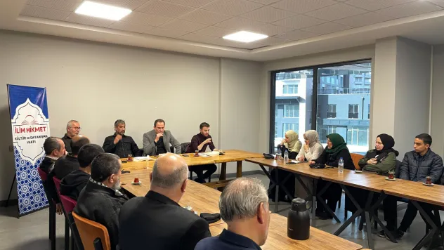 Mostar'da Kitap tahlili: 'Osmanlı Aklı' Üzerine Konuşuldu