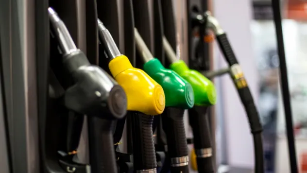 Motorin ve benzine 2 günde 2 zam