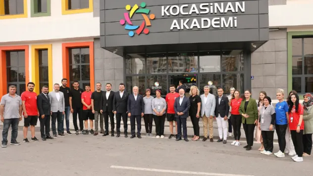 Mustafa Elitaş, Kocasinan Akademi Tesisleri'ni Gezdi
