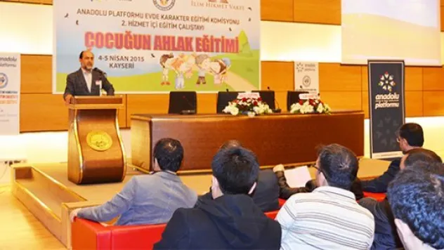 NE  EKE'RSEN ONU BİÇERSİN