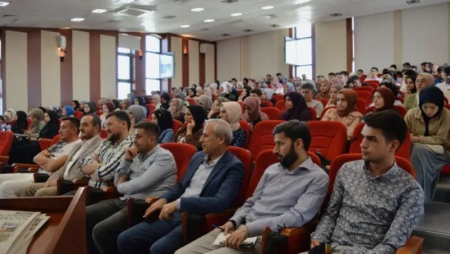 Niğde'de İslami İlimler Fakültesi 1. Öğrenci Paneli yapıldı