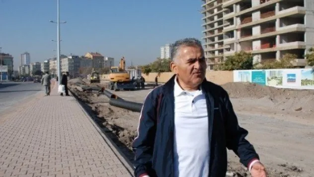 Nuhnaciyazgan Caddesinde Yol Düzenleme Ve Yenileme Çalışması 