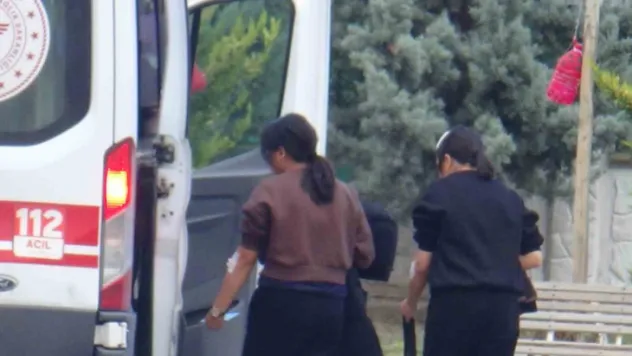 Öğle arasında döner yiyen 7 öğrenci zehirlendi