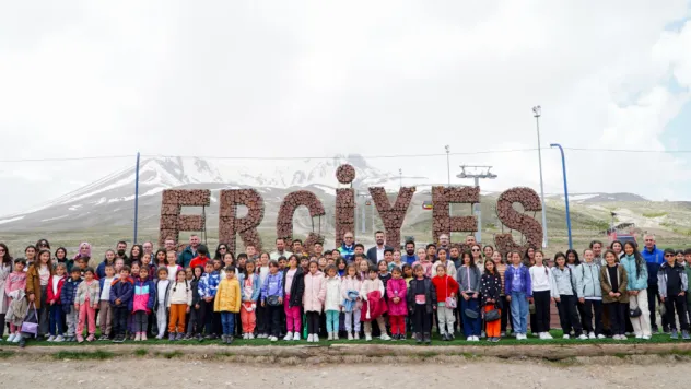 Öğrenciler, Büyükşehir desteği ile Erciyes'i gezdi