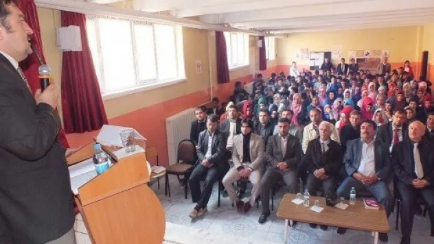 Öğrencilere Öz Güven Konferansı