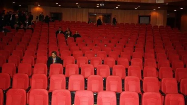 Otobüsçüler Odası Seçimleri Ertelendi