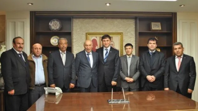 Otobüsçülerden AK Parti'ye Ziyaret