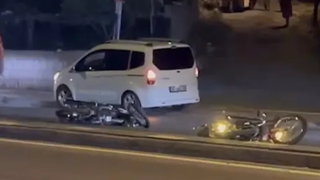 Otomobille Çarpışan Motorcu Çocuklar Feci Şekilde Can Verdi:2 Ölü