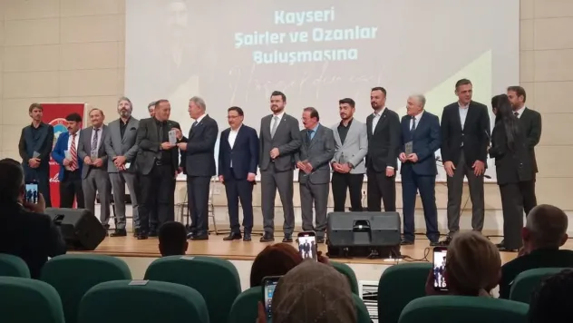 Ozanın Telinden, Şairin Dilinden: Ozanlar ve Şairler Buluşması
