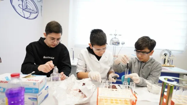 Özel yetenekli çocuklar için: BİLSEM kılavuzu yayımlandı