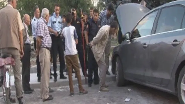 'Arabanda Yılan Var' Notu İtfaiyeyi Alarma Geçirdi