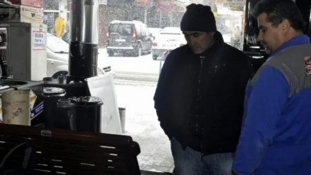 KAR YAĞIŞI SOBACILARA YARADI 