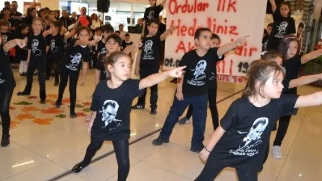 Özel Sağnak Kolejinden 10 Kasım Etkinliği 