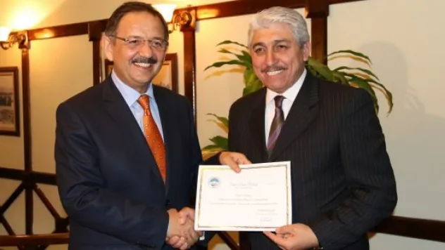 Özhaseki mesai arkadaşlarına teşekkür etti