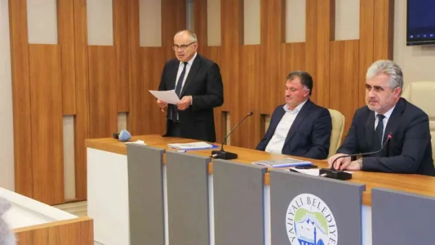 Öztürk: 'İlçemizi her açıdan geleceğe taşımak için çalışmalarımızı azim ve kararlılıkla sürdürüyoruz'