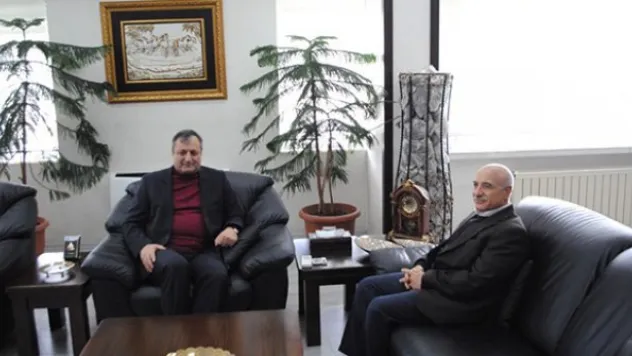 Paralel yapı ile mücadelenizde her zaman yanınızdayız