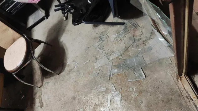 Pınarbaşı ilçesinde 12 araç ve 3 iş yerine zarar veren şahıslar hakkında şikayette bulunuldu