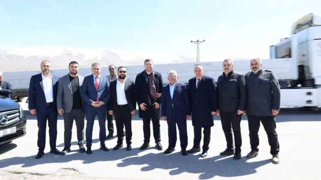 Pınarbaşı'nda Cumhur İttifakından tarihi konvoy