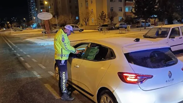 Polis ekiplerinden makas atma ve kırmızı Işık ihlallerine ceza