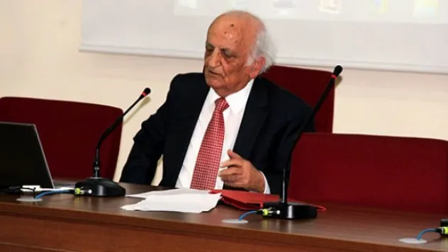 Prof. Dr. Fuat Sezgin ERÜ'de konferans verdi