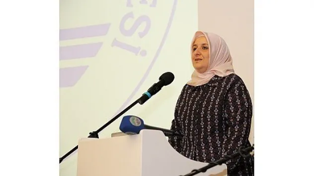 Protokol eşleri sevgi evleri çocuklarıyla buluştu