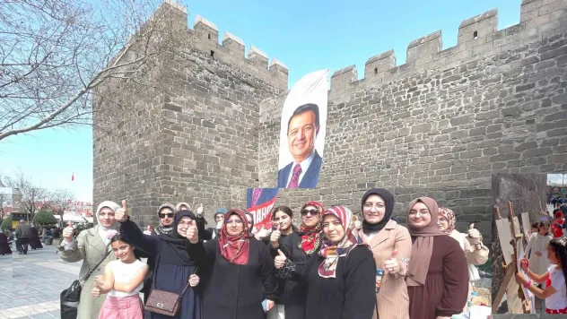 Saadet Partisi Kayseri Kadın Kolları'ndan anlamlı 23 Nisan Kutlaması