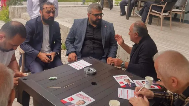 Saadet Partisi Sahada Yeni Üye Kaydına Yoğunlaştı