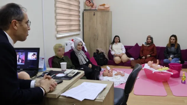 Sağlıklı Hayat Merkezlerinde 'Bebek Akademileri' Eğitimi Başladı