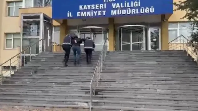 Sahte alkol ve kaçak sigara operasyonunda 2 gözaltı