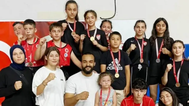 Şehit Özel Harekatçı Bayram Çiçek Çocuklar Muaythai Şampiyonasını tamamlandı