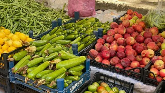 Semt Pazarında kabak 10 liraya kadar düştü