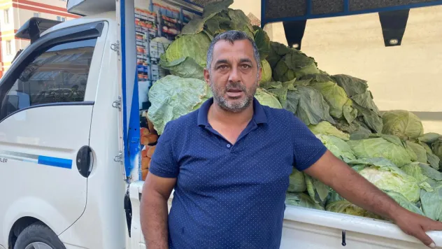 Seyyar satıcılarla zabıta arasında gerilim: 'Oğluma şiddet uyguladılar, malıma el koydular'