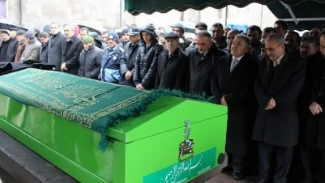 Silahlı Saldırıda Hayatını Kaybeden Memur, Son Yolculuğuna Uğurlandı 