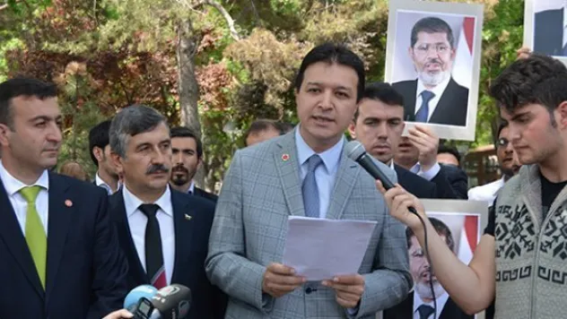 Siyasiler Mursi için biraraya geldi
