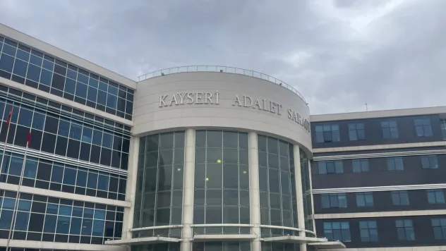 Sosyal Medya Dolandırıcılığı suçundan yargılanan şahsa 4 yıl hapis