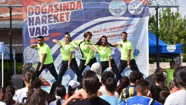 Spor a.Ş.'den Tomarza'da karne şenliği