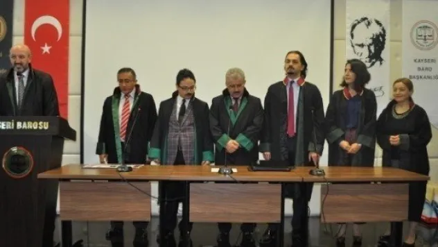 Stajlarını Tamamlayan 4 Avukata Ruhsatları Törenle Verildi 